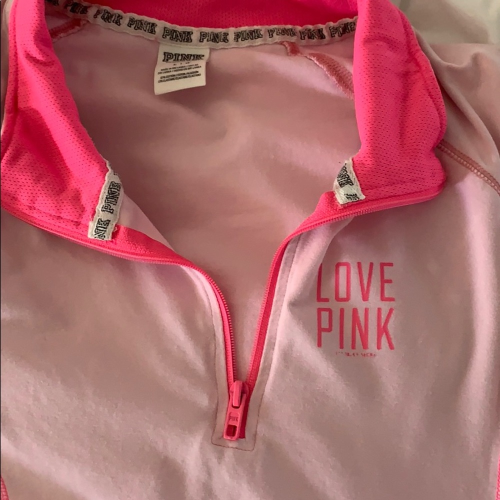 Zip up - Picture 2 of 3